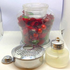 Beautiful!  The White Barn Candle Co OIL CANDLE LAMP Red Roses Flowers
